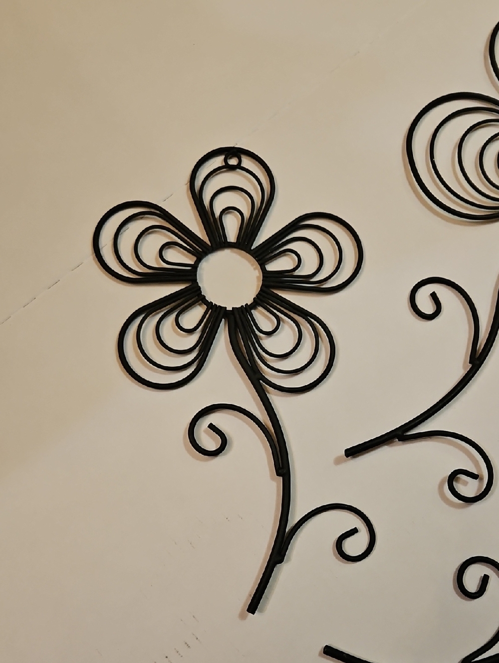 3 Piece Black Floral Metal Wall Decor - Decorative Flower Wall Art - Picture 4 of 8